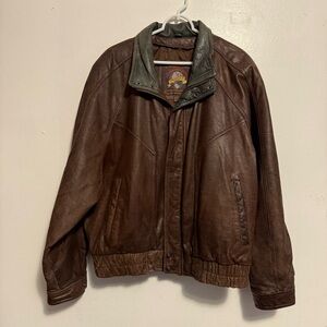 Adventure Bound Vintage Brown Leather Bomber Jacket Mens Size XL Zip Pockets